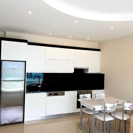 Konak Seaside Apartment *