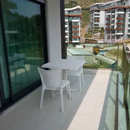 Konak Seaside Apartment *
